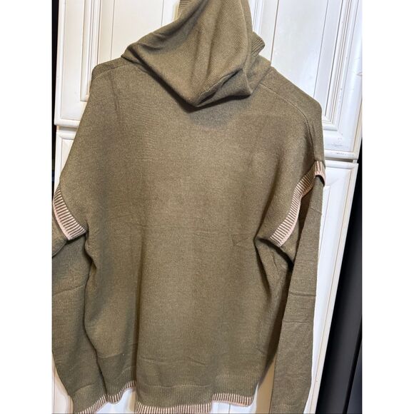 Valolia Women's V-Neck Hooded Knit Pullover Sweater Olive Green Size Medium NWT - Picture 4 of 12